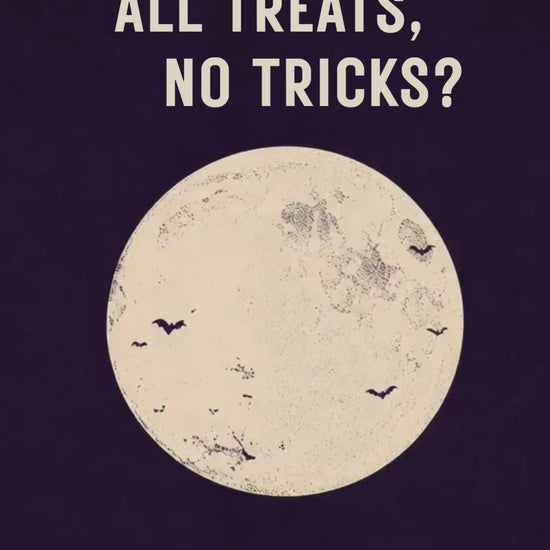 vide showing a Halloween gift hunt.  